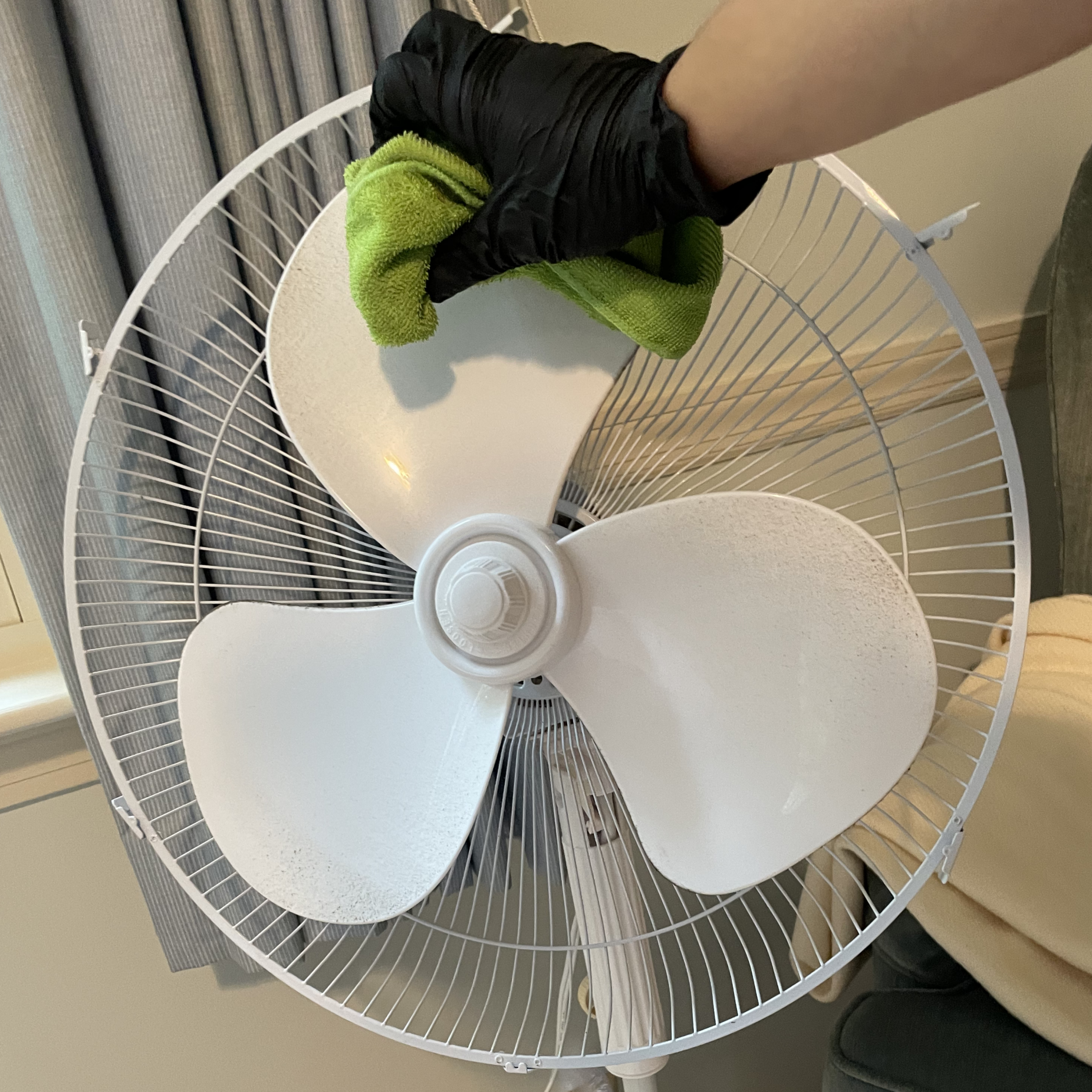 Detailed cleaning, with attention to all appliances and aspects of your home