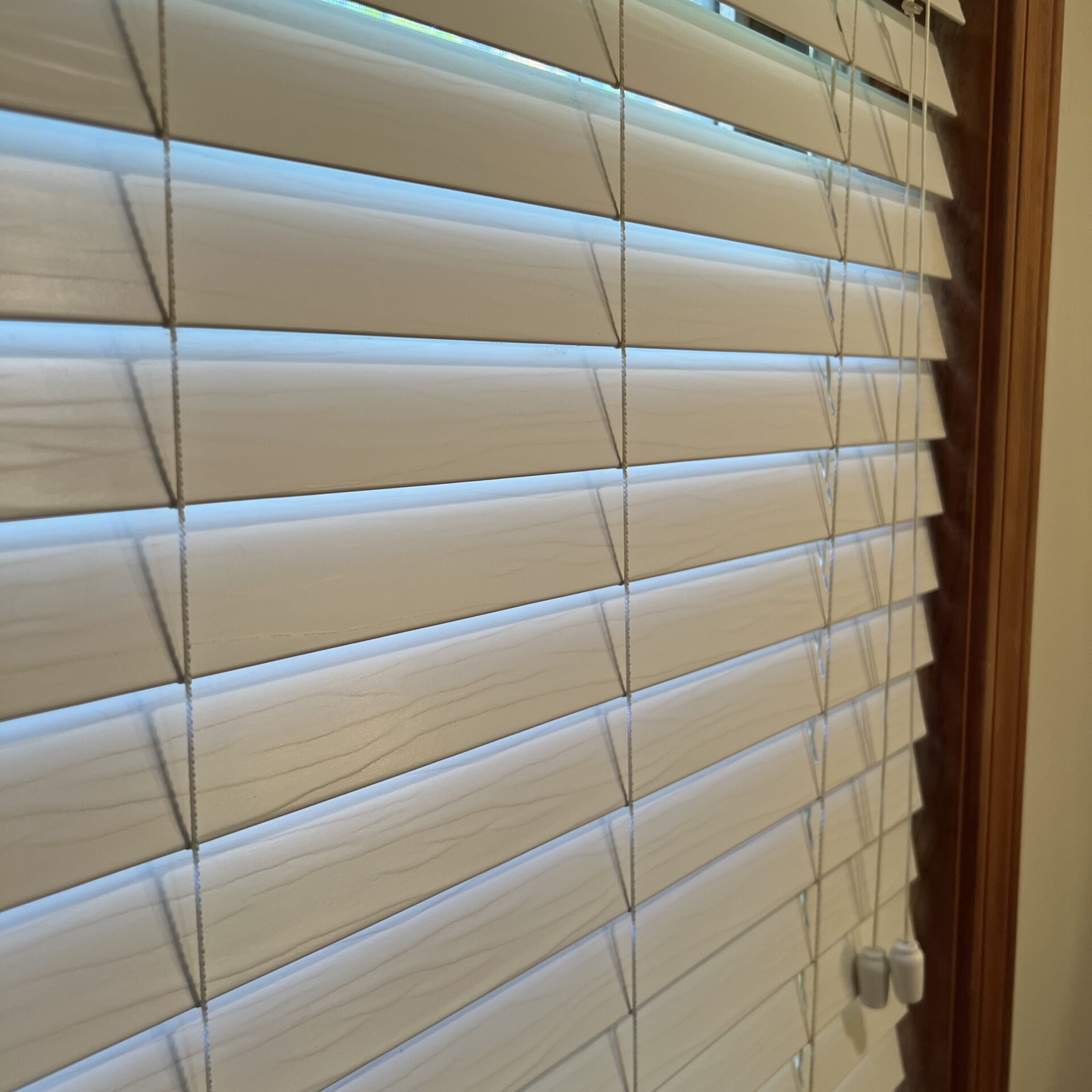 Curtain cleaned by experts