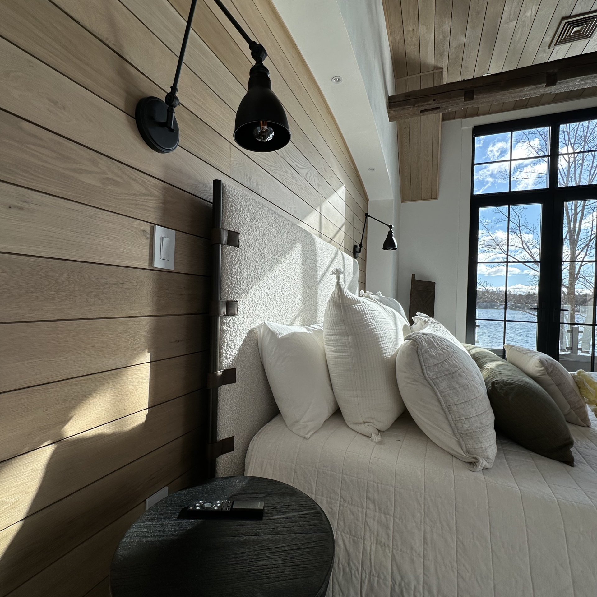 Airbnb bedroom