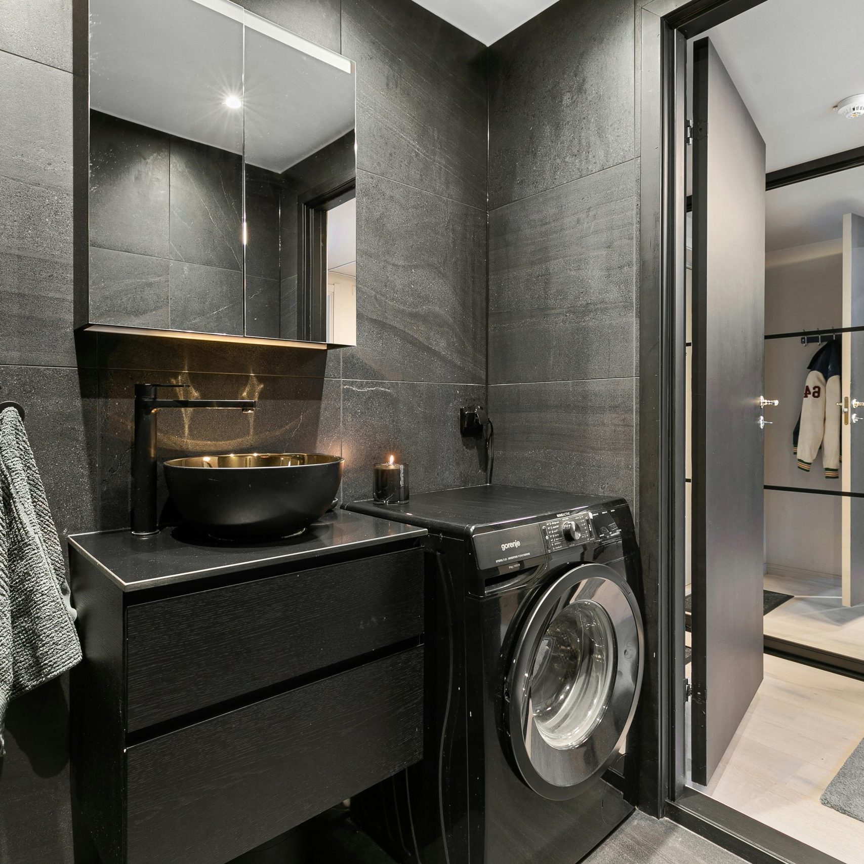 Cleaned and sanitized airbnb bathroom