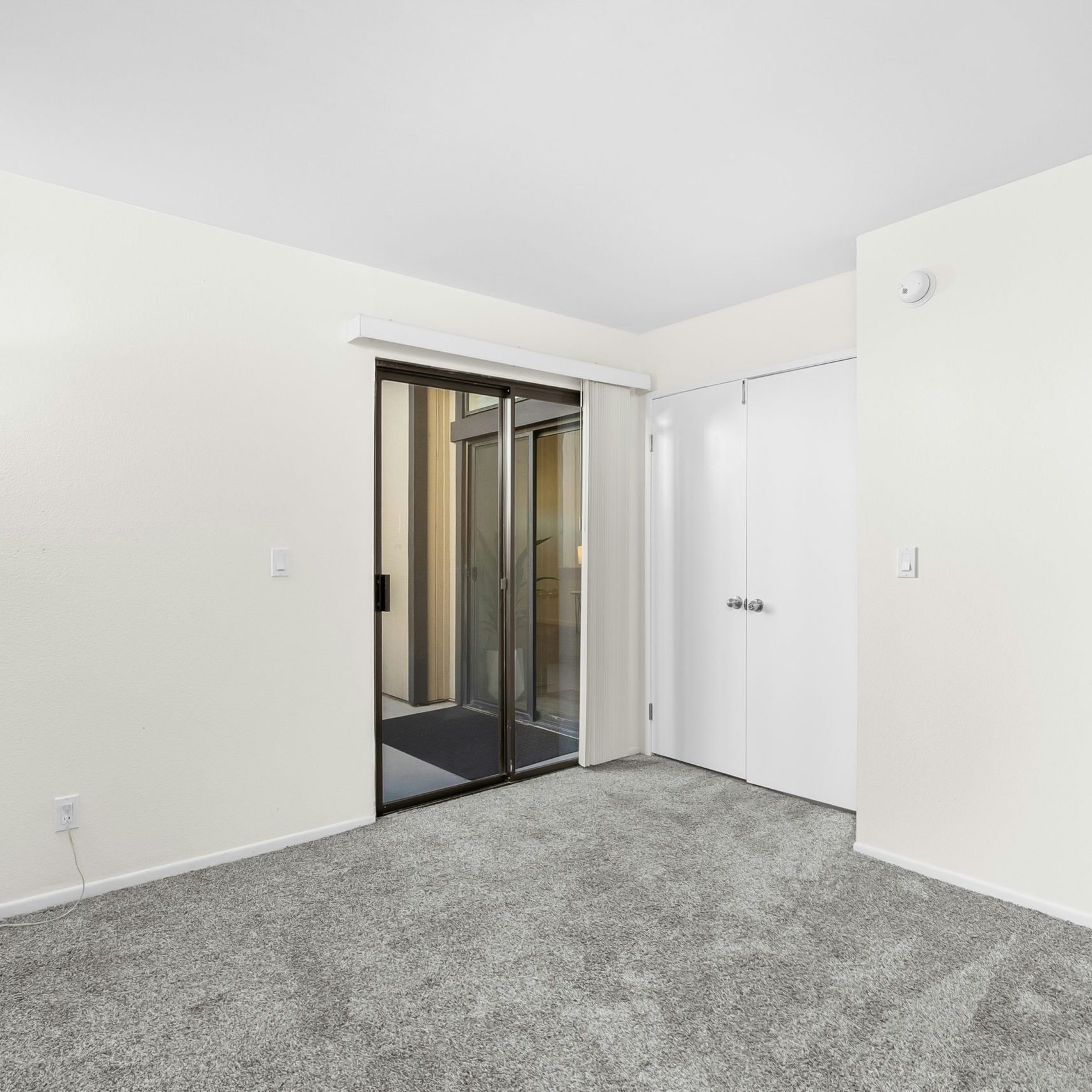 new floor installed after the room construction, cleaned and ready to be used