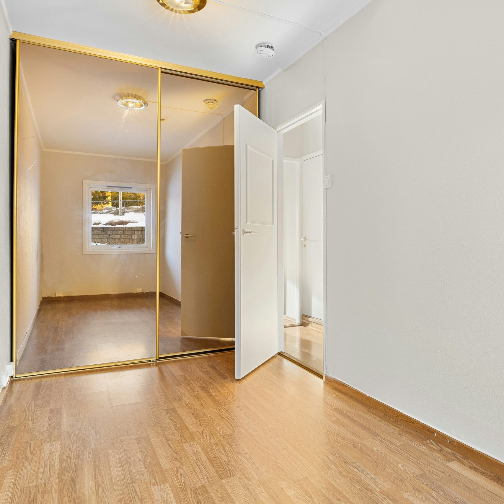 home interior, cleaned and comfortable